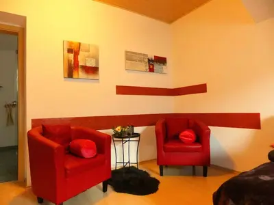 Ein Sitzbereich in der Unterkunft Apartment in Kreischa 3123
