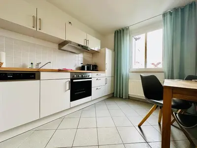 Küche/Küchenzeile in der Unterkunft Modernes Zwei-Zimmer-Apartment Chemnitz - Kaßberg