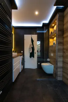 Ein Badezimmer in der Unterkunft Ruhiges & luxuriöses Business Apartment im Zentrum