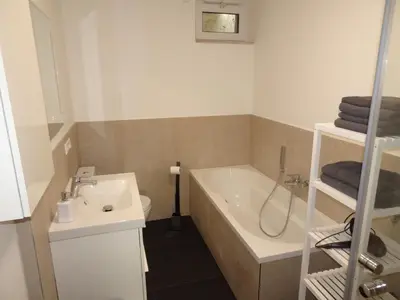 Ein Badezimmer in der Unterkunft FeWo Kästner Pirna