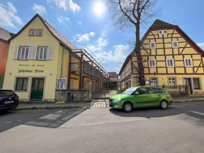 Das Gebäude in dem sich die Ferienwohnung befindet