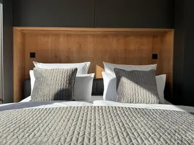 Ein Bett oder Betten in einem Zimmer der Unterkunft Townhouse Alaunpark