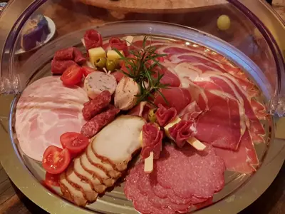 Essen im Aparthotel oder in der Nähe
