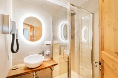 Ein Badezimmer in der Unterkunft Hotel Zum Pfeiffer