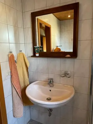 Ein Badezimmer in der Unterkunft Ferienwohnung Schneider