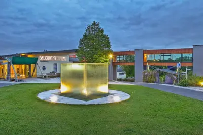 Ein Garten an der Unterkunft Santé Royale Hotel- & Gesundheitsresort Warmbad Wolkenstein