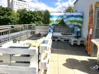 Ein Balkon oder eine Terrasse in der Unterkunft VIP Design Apartment m. Dachterrasse