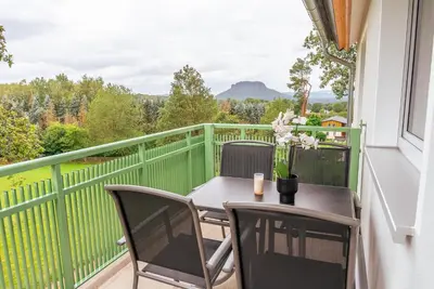 Ein Balkon oder eine Terrasse in der Unterkunft Domizil am Gohrisch