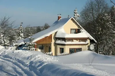 Sonnenhaus im Winter