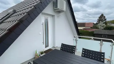 Ein Balkon oder eine Terrasse in der Unterkunft Ferienhaus Helfert Fewo DG mit Terrasse