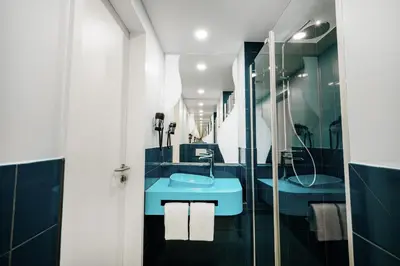 Ein Badezimmer in der Unterkunft Prize by Radisson, Dresden Mitte
