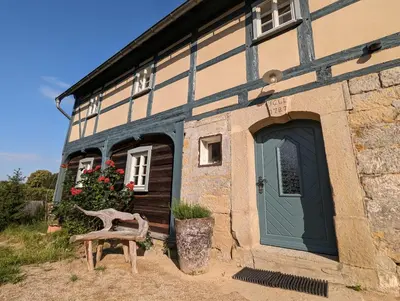 Das Gebäude in dem sich die Ferienwohnung befindet