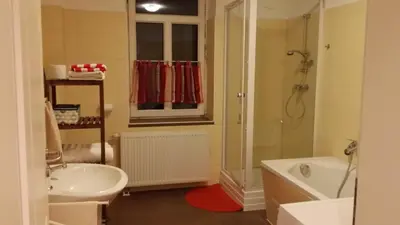 Ein Badezimmer in der Unterkunft Ferienwohnung Paschke Chemnitz Schönau