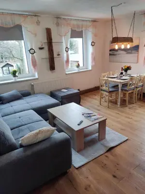 Ein Sitzbereich in der Unterkunft Ferienwohnung 3 am Hofladen Hellendorf