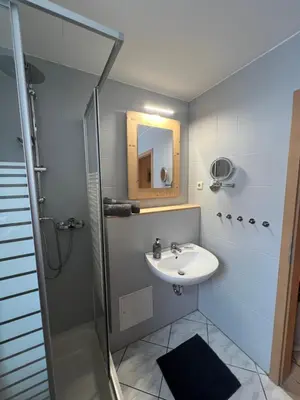 Ein Badezimmer in der Unterkunft Ferienwohnung Pobershau