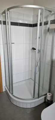 Ein Badezimmer in der Unterkunft Schlossstrasse