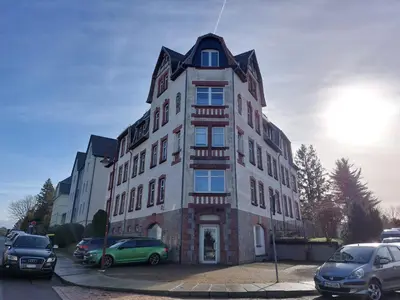 Das Gebäude in dem sich die Ferienwohnung befindet