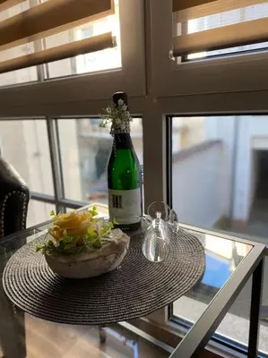 Getränke in der Unterkunft Ferienwohnung Königsstraße mit Waschmöglichkeit, ohne Dusche
