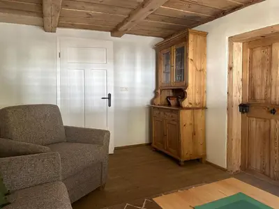 Ein Sitzbereich in der Unterkunft Gründelstube