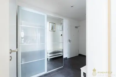 Ein Badezimmer in der Unterkunft PINEAPPLE APARTMENTS - Studio-Apartment am Zwinger