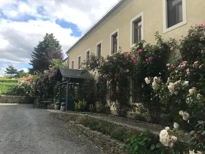 Ein Garten an der Unterkunft Energietanken vor den Toren Dresdens -barrierefrei-