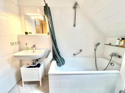 Ein Badezimmer in der Unterkunft Modernes Apartment mit Blick zur Elbe