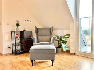 Ein Sitzbereich in der Unterkunft Modernes Apartment mit Blick zur Elbe