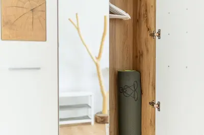 Ein Badezimmer in der Unterkunft Schloßberg-Domizil mit Weitblick - Arbeitsplatz, Balkon, Netflix, Badewanne & Yogamatte