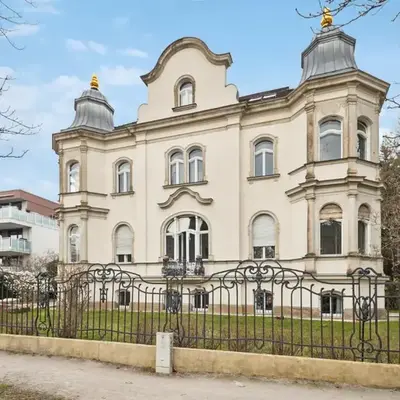 Wiener Palais am Großen Garten