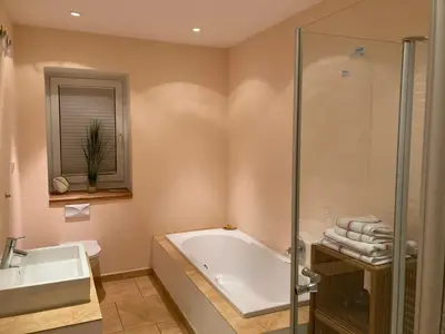 Ein Badezimmer in der Unterkunft Landhaus Böhmer, Ferienwohnung Zirkelstein