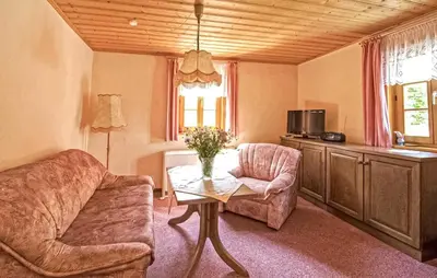 Ein Sitzbereich in der Unterkunft Ferienwohnung Neuhausen