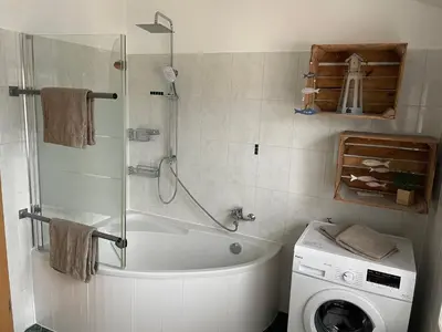 Ein Badezimmer in der Unterkunft Bambus, Jungle, Dachterrasse & bequem bis Zentrum
