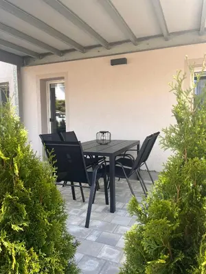 Ein Garten an der Unterkunft Ferienwohnung Papststeinblick