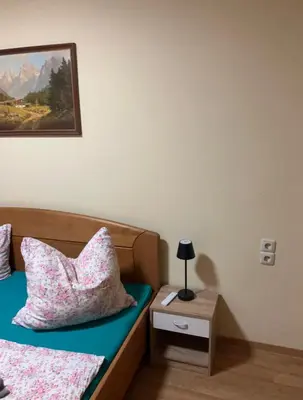 Ein Bett oder Betten in einem Zimmer der Unterkunft Landhof Lindner