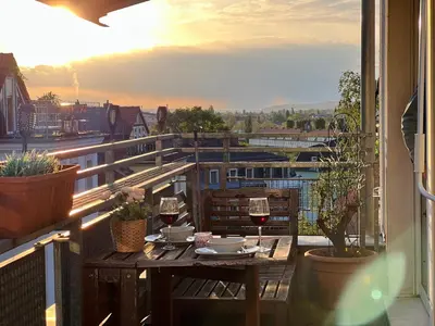 Ein Balkon oder eine Terrasse in der Unterkunft STARiVA - Terrasse über Dresden - Kaffeemachine - Netflix - Brettspiele