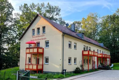 Das Gebäude in dem sich die Ferienwohnung befindet