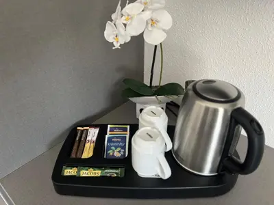 Kaffee-/Teezubehör in der Unterkunft Hotel 