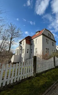 Das Gebäude in dem sich die Ferienwohnung befindet