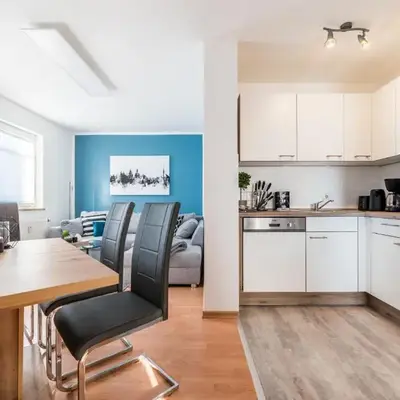 Cozyhomz Ferienwohnung bis 5 Personen mit Stellplatz