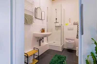 Ein Badezimmer in der Unterkunft Boarding & Monteur Apartment CMTZ