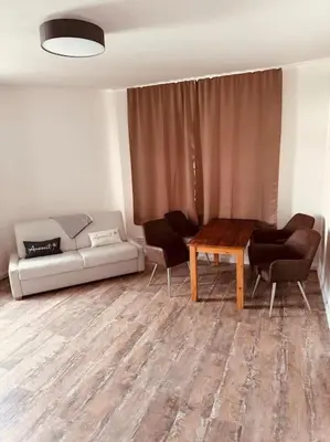 Ein Sitzbereich in der Unterkunft Ferienwohnung Cosel