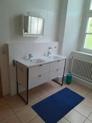 Ein Badezimmer in der Unterkunft Residieren im barocken Herrenhaus Pannewitz