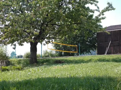 Ein Garten an der Unterkunft Ferienhof Näcke mit Flechtwerkstatt