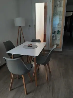 Ein Sitzbereich in der Unterkunft Ferienwohnung Fernblick bei Brückners