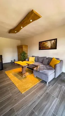 Ein Sitzbereich in der Unterkunft Ferienwohnung Olbernhau 7 Täler - Apartment