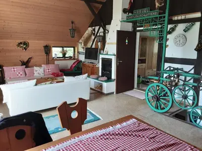 Ein Sitzbereich in der Unterkunft Ferienscheune Sächsische Schweiz