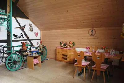 Ein Restaurant oder anderes Speiselokal in der Unterkunft Ferienscheune Sächsische Schweiz