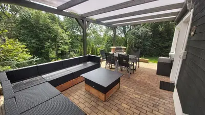 Ein Sitzbereich in der Unterkunft Ferienhaus zur Dorfbachklamm