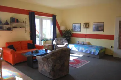Ein Sitzbereich in der Unterkunft Ferienwohnung Sunwood