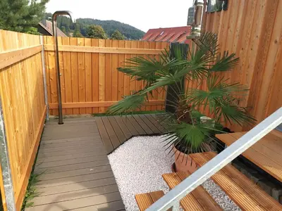 Ein Balkon oder eine Terrasse in der Unterkunft Apartment in Papstdorf 